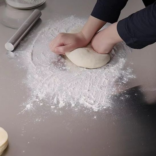 Planche à découper professionnelle pétrissage idéal
