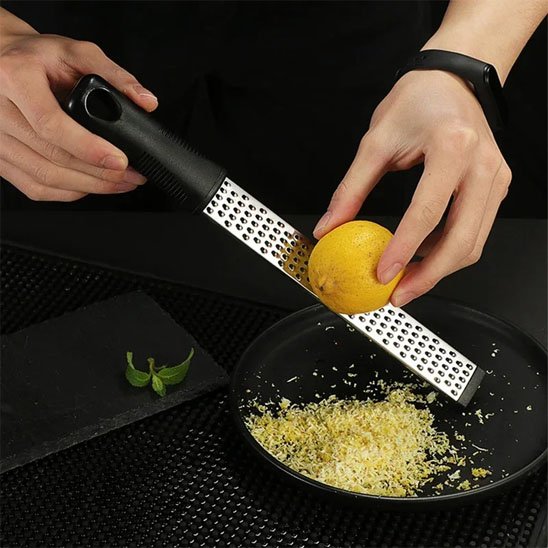 râpe à fromage zeste citron
