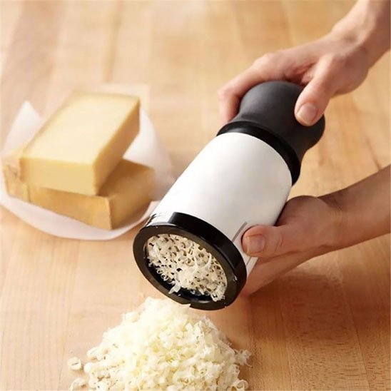 râpe à fromage fin et fondant